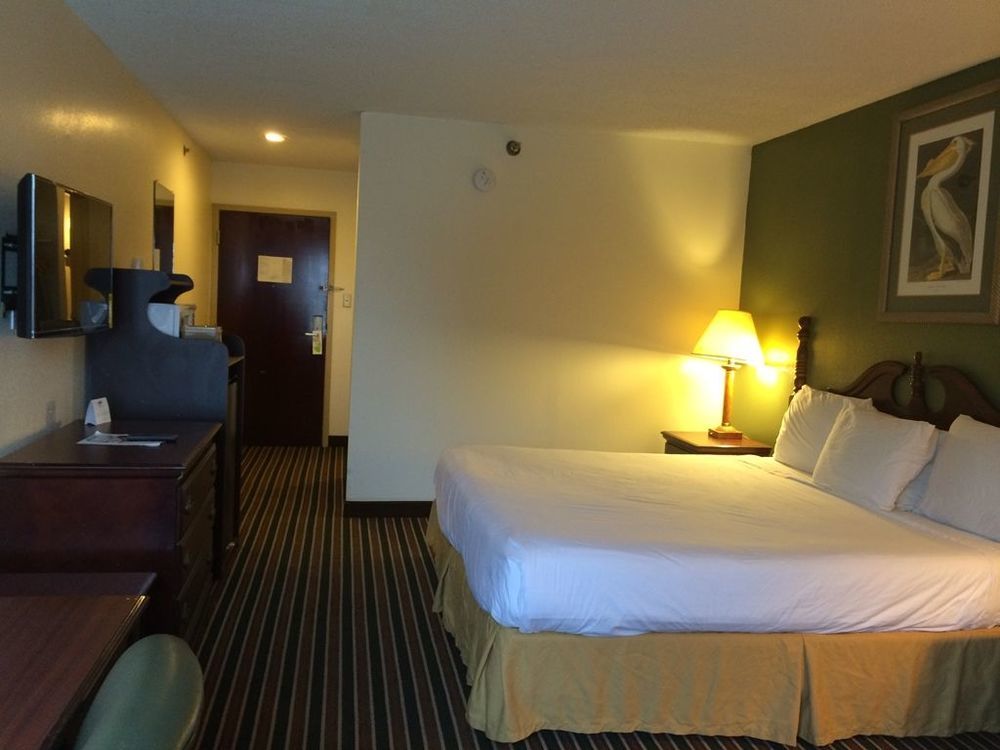 Executive Inn And Suites Baker Chambre photo